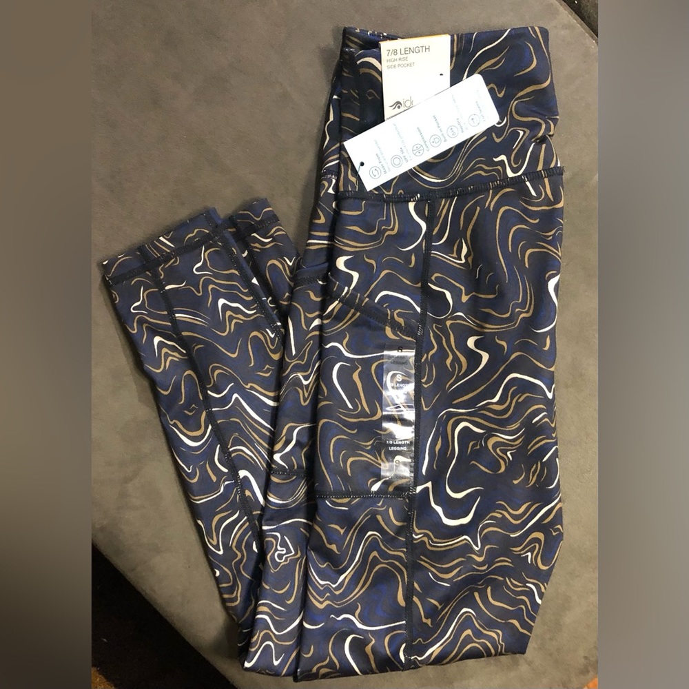 Ideology High Rise 7/8 Leggings- Size Small NWT